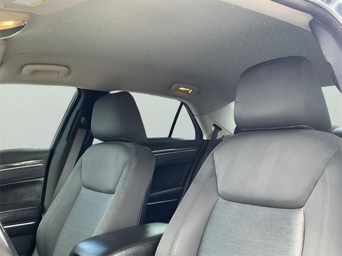 Used 2018 Chrysler 300 Touring w/ Sport Appearance Package image 37