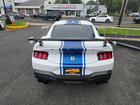 Used 2025 Ford Mustang GT Premium w/ GT Performance Package RWD image 38