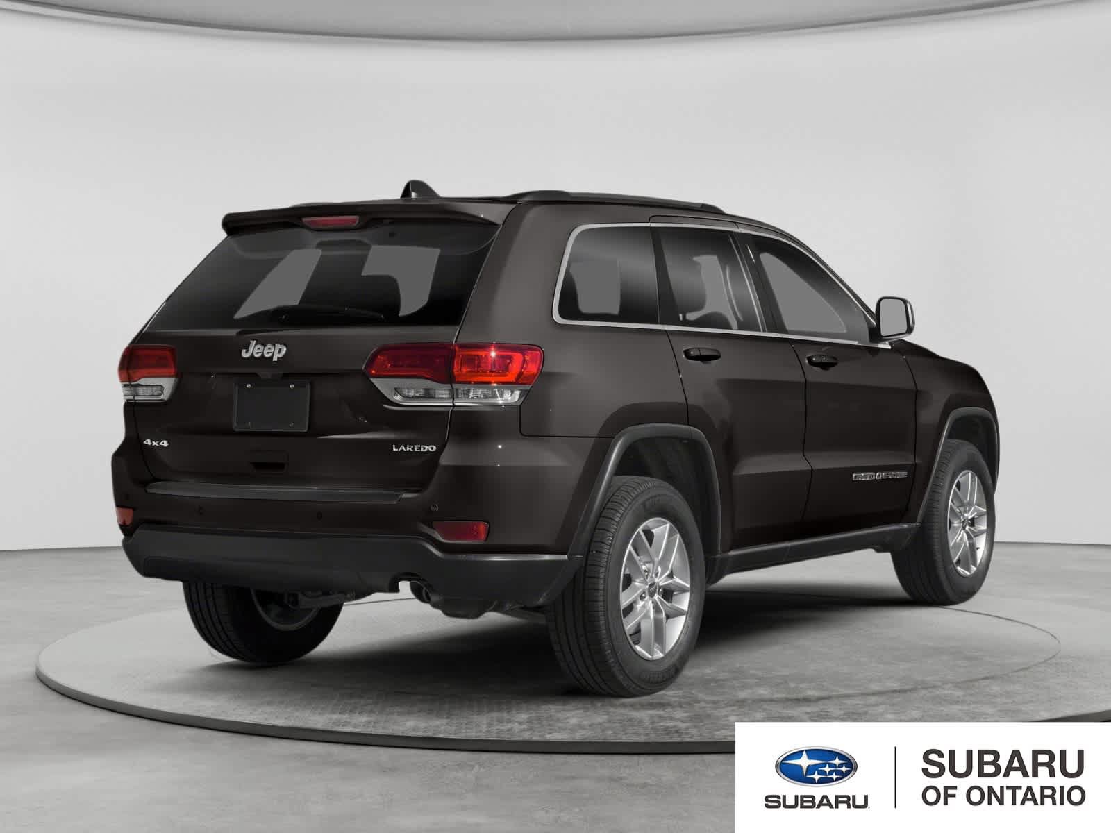 Used 2020 Jeep Grand Cherokee Laredo RWD image 2
