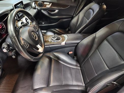Used 2018 Mercedes-Benz C 300 4MATIC Sedan image 24