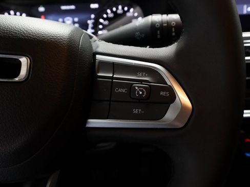 Used 2022 Jeep Compass Altitude image 29