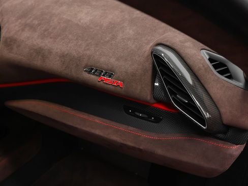 Certified 2020 Ferrari 488 Pista Coupe image 29