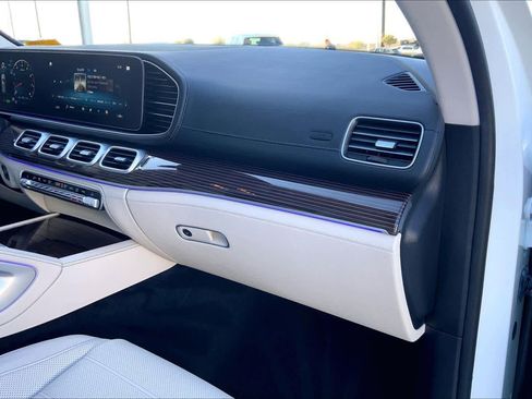 Used 2023 Mercedes-Benz GLE 580 4MATIC image 17