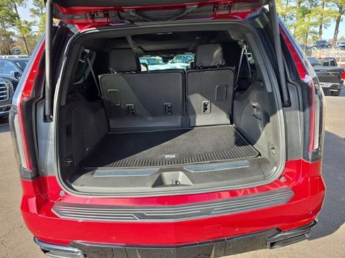 Certified 2022 Cadillac Escalade ESV Sport w/ Touring Package image 13