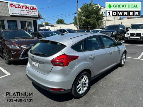 Used 2018 Ford Focus SE FWD image 5