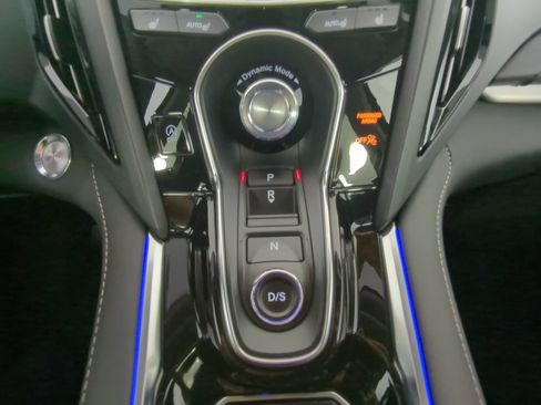 Used 2024 Acura RDX w/ Technology Package AWD/4WD image 31