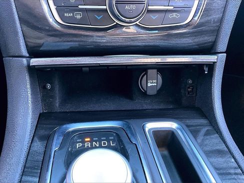 Used 2019 Chrysler 300 Touring w/ Sport Appearance Package image 24