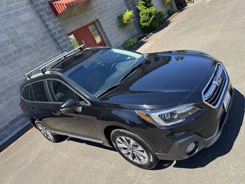 Used 2019 Subaru Outback 2.5i Touring w/ Popular Package #3A AWD/4WD image 10