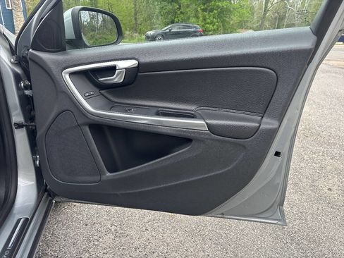 Used 2013 Volvo S60 T5 FWD image 22