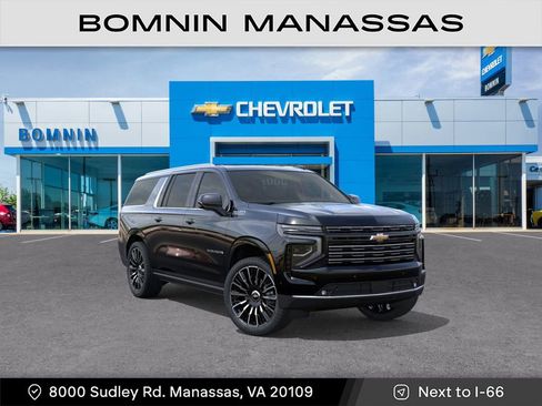 New 2026 Chevrolet Suburban High Country image 2