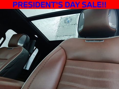 Used 2023 GMC Yukon XL Denali Ultimate image 31