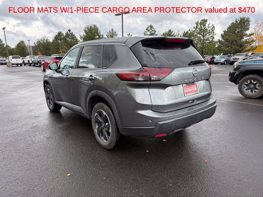 Used 2025 Nissan Rogue SV AWD/4WD image 6