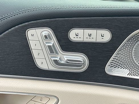 New 2026 Mercedes-Benz GLS 450 4MATIC image 11
