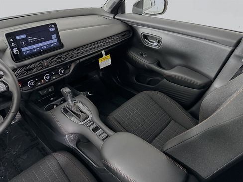 New 2026 Honda HR-V Sport image 28