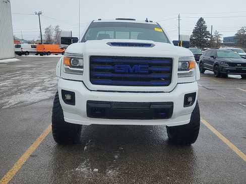 Used 2019 GMC Sierra 2500 SLT image 7