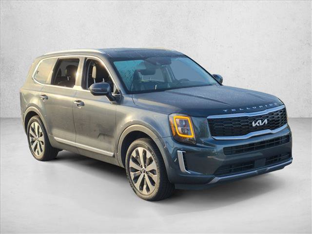 Used 2022 Kia Telluride EX w/ EX Premium Package FWD image 3