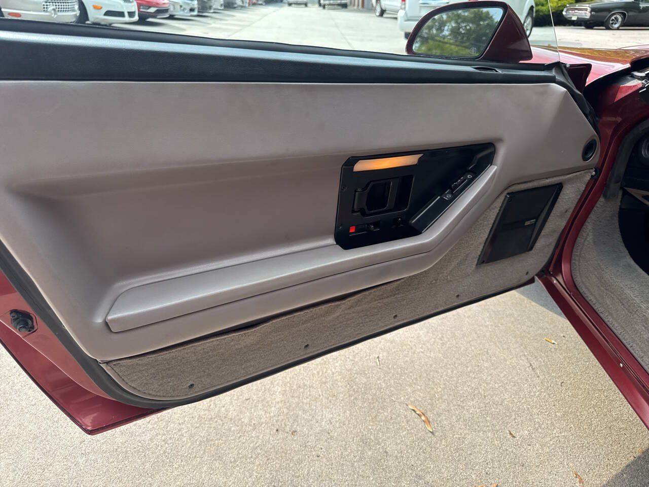 Used 1988 Chevrolet Corvette Coupe RWD image 13