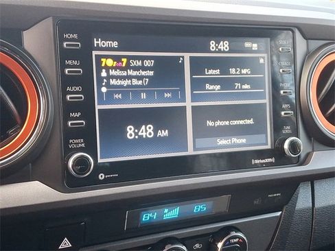 Used 2022 Toyota Tacoma TRD Sport image 16