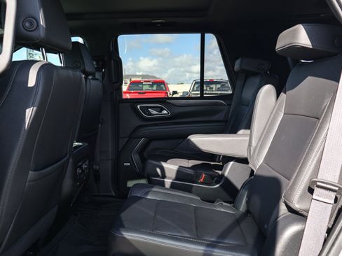 Used 2023 Chevrolet Tahoe LT w/ LT Signature Package AWD/4WD image 8