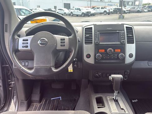 Used 2019 Nissan Frontier PRO-4X AWD/4WD image 10