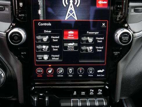 Used 2021 RAM 1500 Laramie image 23