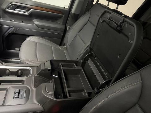 Used 2025 GMC Sierra 2500 Denali AWD/4WD image 35