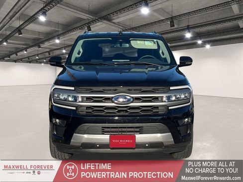 Used 2024 Ford Expedition XLT image 18