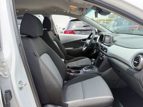 Used 2019 Hyundai Kona SE FWD image 26