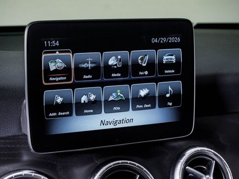 Used 2019 Mercedes-Benz CLA 250 4MATIC image 22