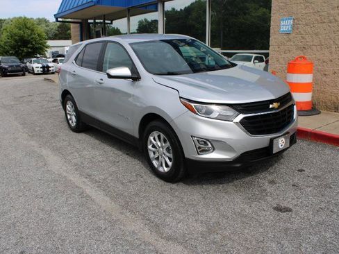 Used 2021 Chevrolet Equinox LT FWD image 3