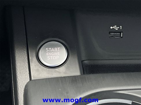 Used 2018 Audi A4 2.0T Ultra Premium image 8