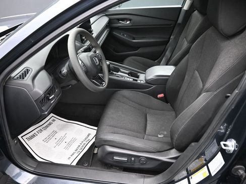 Used 2023 Honda Accord EX image 11