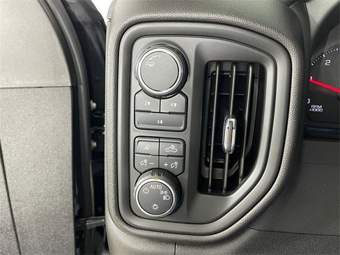 Certified 2025 Chevrolet Silverado 2500 Custom w/ Custom Value Package image 13