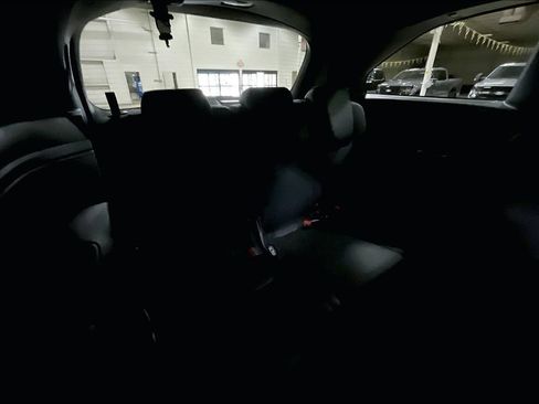 Used 2025 Honda Odyssey Sport-L image 27