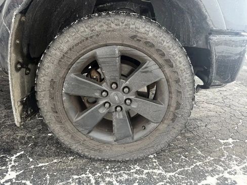 Used 2014 Ford F150 FX4 w/ Equipment Group 402A Luxury image 11