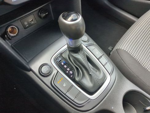 Used 2018 Hyundai Kona SEL image 26