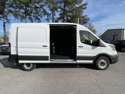 New 2026 Ford Transit 250 148 Medium Roof w/ Load Area Protection Package image 8