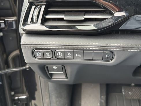 Used 2023 Acura MDX Advance image 15