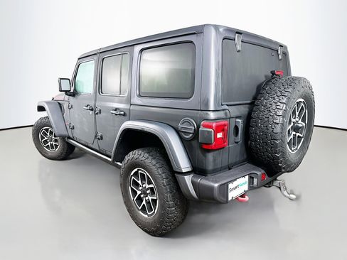 Used 2024 Jeep Wrangler Rubicon image 5