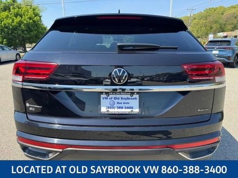Certified 2023 Volkswagen Atlas Cross Sport SE w/ Panoramic Sunroof Package AWD/4WD image 6