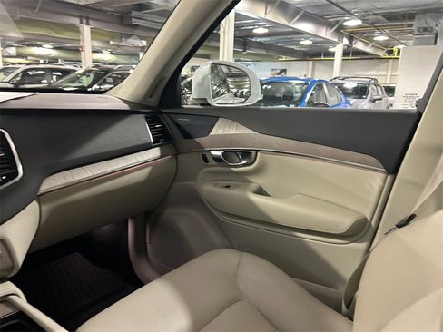 Certified 2023 Volvo XC90 B6 Plus w/ Protection Package Premier image 25
