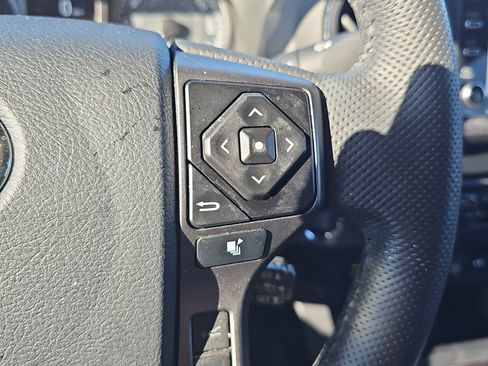 Used 2023 Toyota Tacoma TRD Sport w/ Technology Package image 25