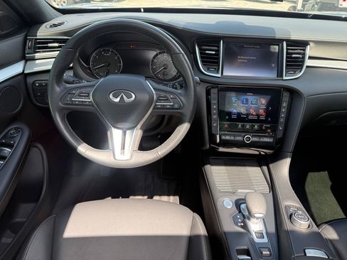 Used 2021 INFINITI QX50 Luxe w/ Appearance Package AWD/4WD image 12