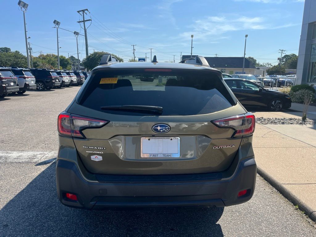 Used 2024 Subaru Outback Premium w/ Popular Package #1A AWD/4WD image 5