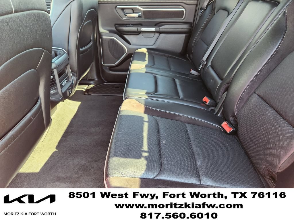 Used 2024 RAM 1500 Laramie AWD/4WD image 30