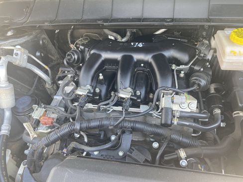 Used 2024 Nissan Pathfinder Rock Creek AWD/4WD image 23