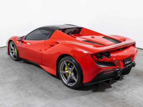 Certified 2023 Ferrari F8 Tributo image 15