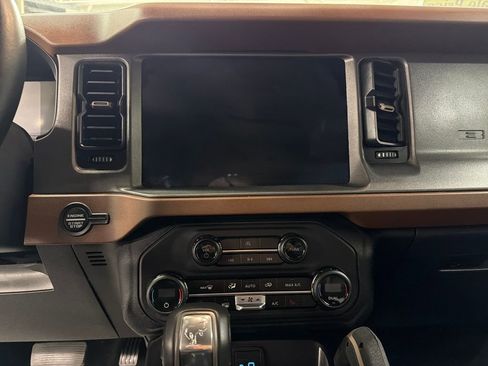 Certified 2024 Ford Bronco Outer Banks image 22