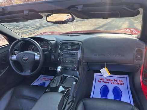 Used 2008 Chevrolet Corvette Convertible image 24