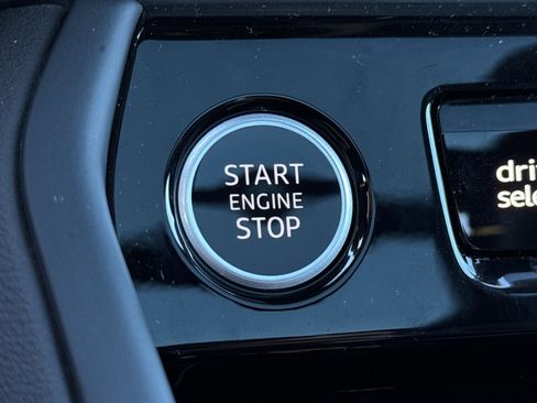 Used 2025 Audi Q5 Premium Plus w/ Premium Plus image 20